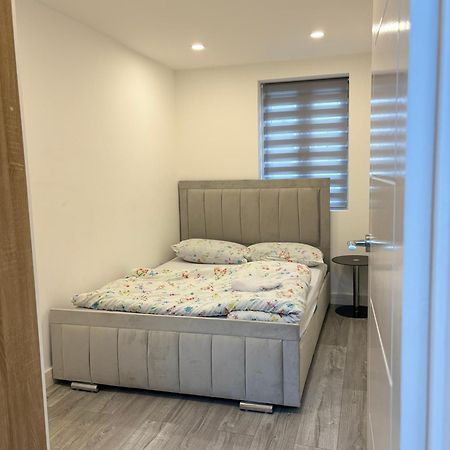 Newly Build 2Br Property With Free Parking High Wycombe Exteriér fotografie