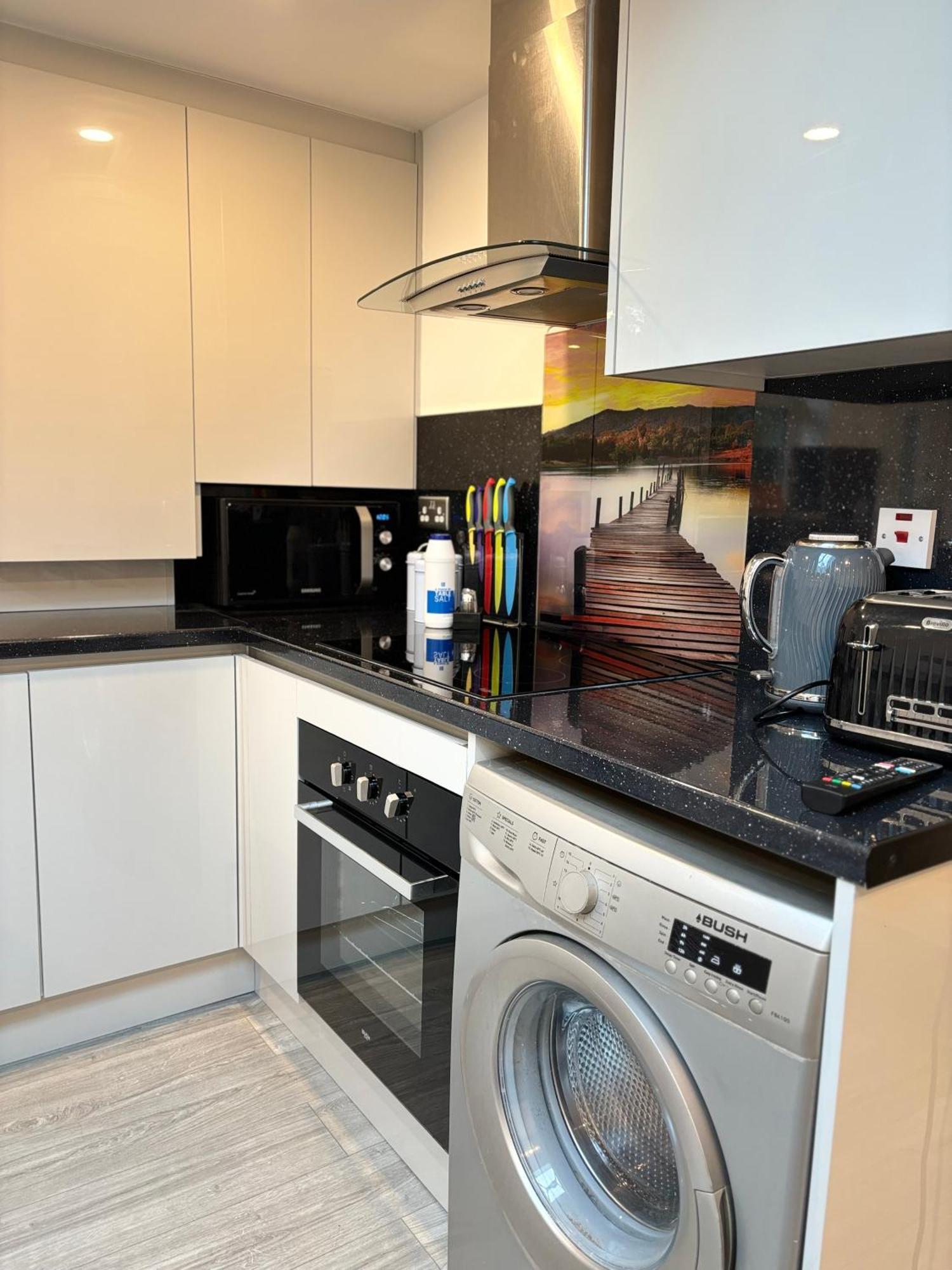 Newly Build 2Br Property With Free Parking High Wycombe Exteriér fotografie